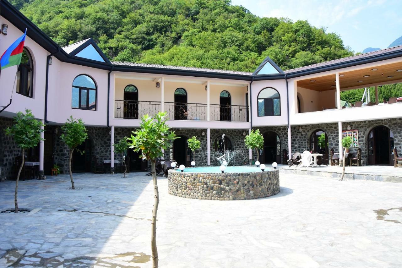 Simsek Hotel&Restourant Гах Екстериор снимка